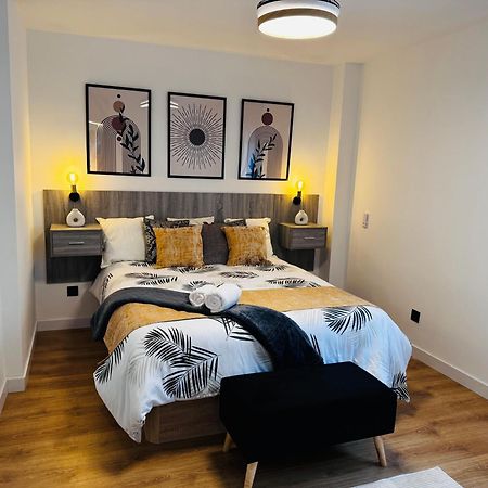 Apartamento La Plaza Del Pilar Zaragoza Exterior foto