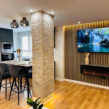 Apartamento La Plaza Del Pilar Zaragoza Exterior foto